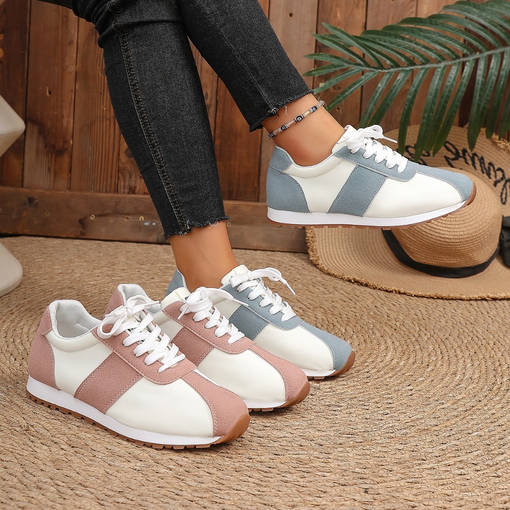 Sneakers - أحذية رياضية نسائية ملونة بتصميم متناسق،